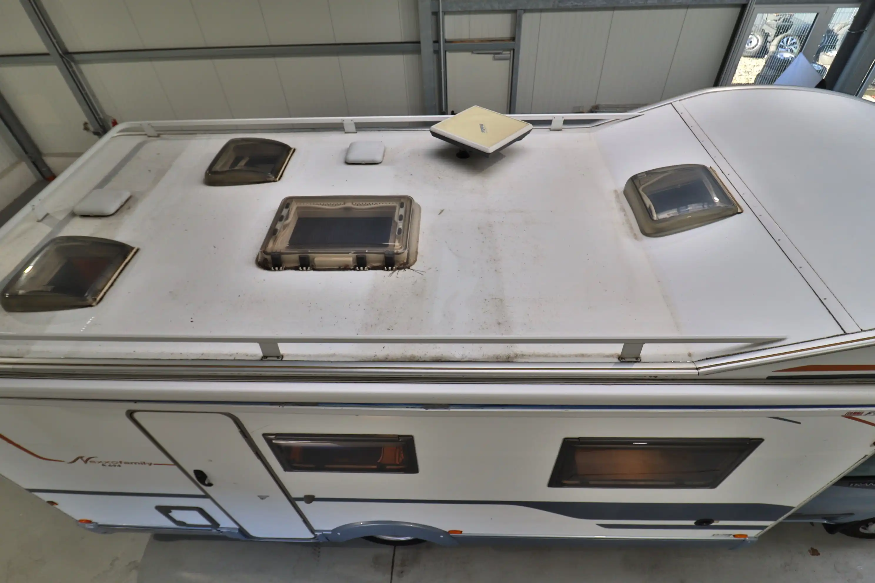 BUERSTNER Nexxo Family A 694